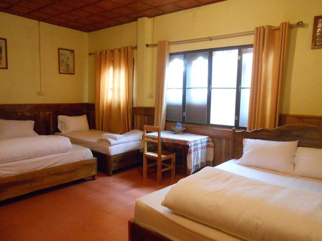 Zuela Guesthouse Luang Namtha Quarto foto