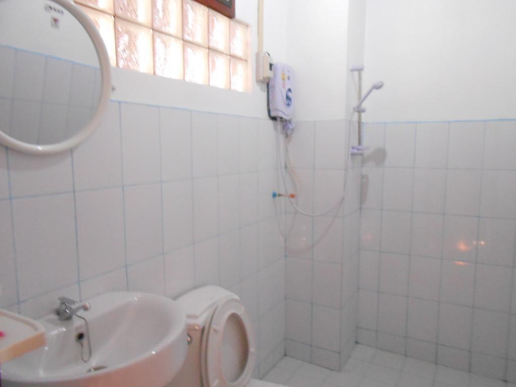 Zuela Guesthouse Luang Namtha Quarto foto